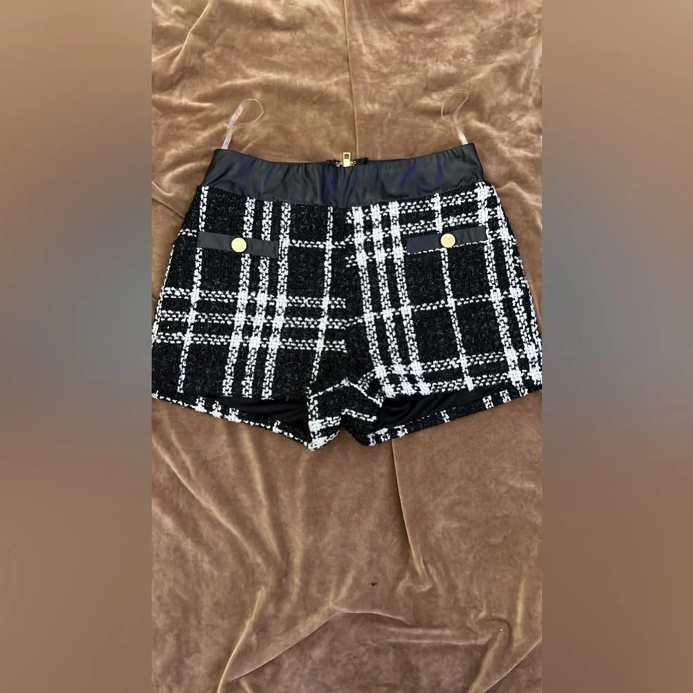 AKIRA | Short set | Size:chacket medium/small short - Picture 5 of 6